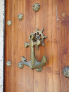 Door knocker of the day 3