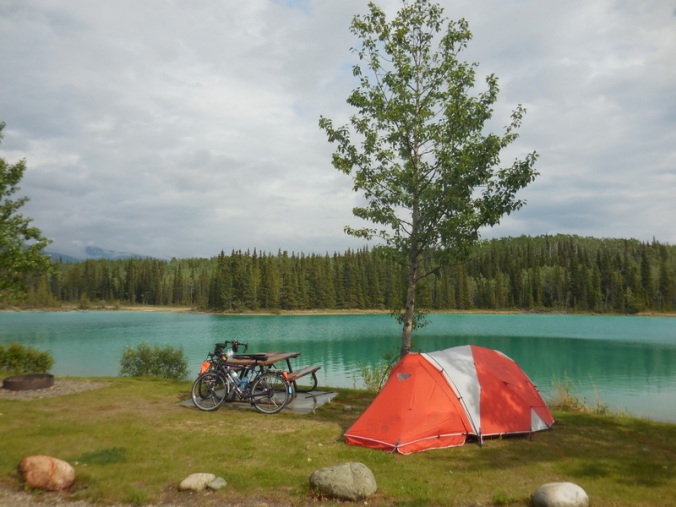 Boya Lake camp site